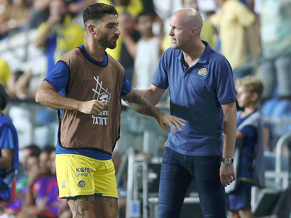 עטר צפוי לקבל בוז צורם, מכבי ת"א לא חוששת (צילום: אלןן שיבר)