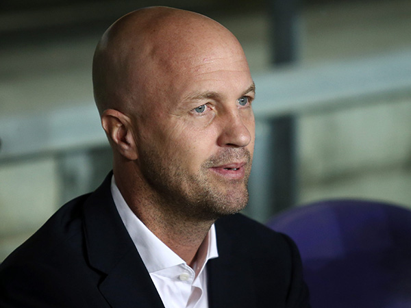 נקודה ראשונה לקרויף בבתים (אלן שיבר)