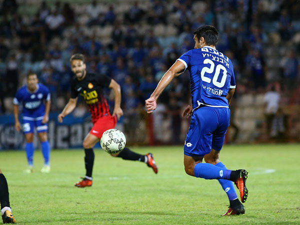 איבנצ'יץ' חוזר לעצמו (לירון מולדובן)