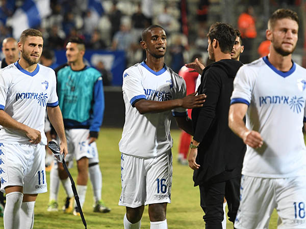 קריית שמונה חוגגת העפלה לחצי הגמר (אנצ'ו ג'וש)