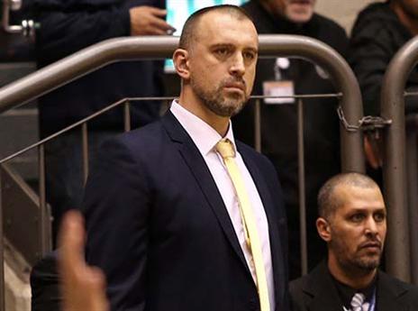 ייבחן בעת משבר (אלן שיבר)