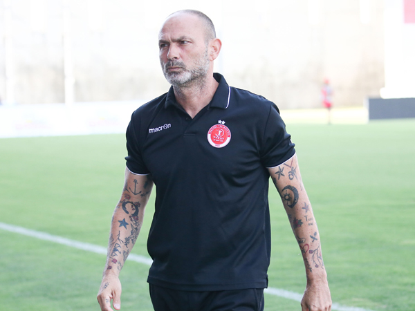 חוזר לאמן אחרי קצת יותר מחודש. איווניר (דני מרון)