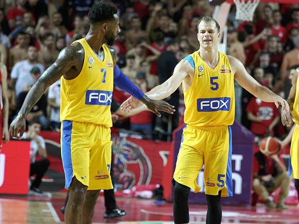 מכבי ממשיכה במסע להגנה על התואר (אלן שיבר)