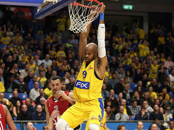 טיוס ריחף, הפעם זה לא הספיק (אלן שיבר)