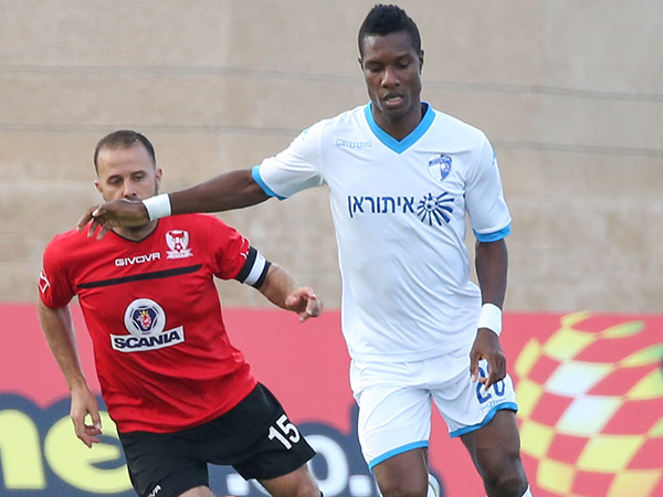 ברוסו. חוזר לסגל (אנצ'ו גוש, סוכנות ג'יני)