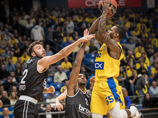 הניצחון החזיר את הצהובים למסלול. ג'קסון (צילום: עודד קרני)