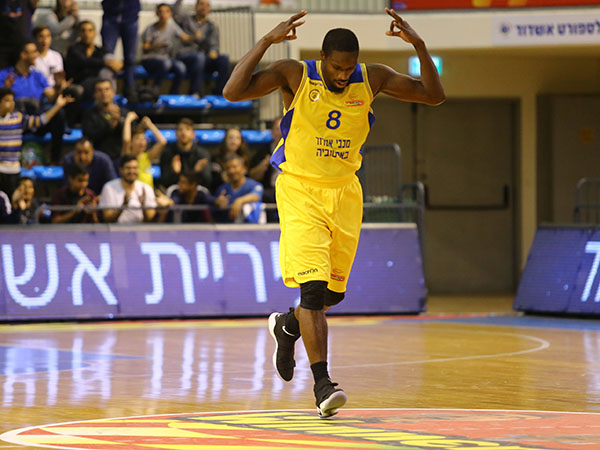 באשדוד מרוצים ממנו. ווטסון (מנהלת הליגה)