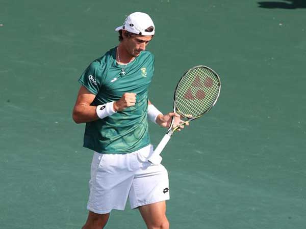 סידר יתרון לדרום אפריקה. האריס (עופרה פרידמן, איגוד הטניס)