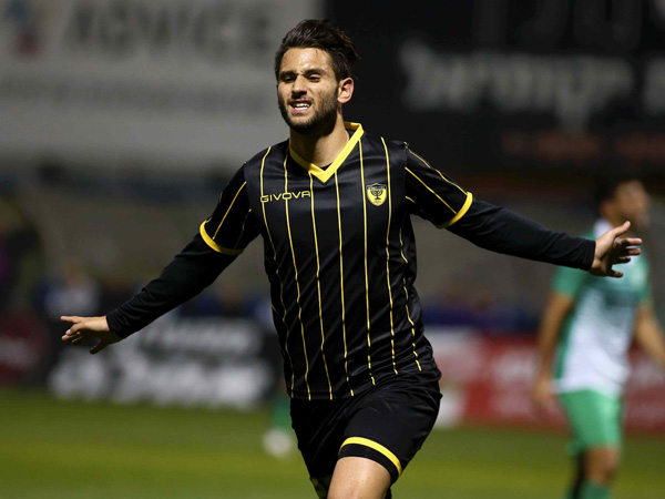 לוהט. וארן (אלן שיבר)