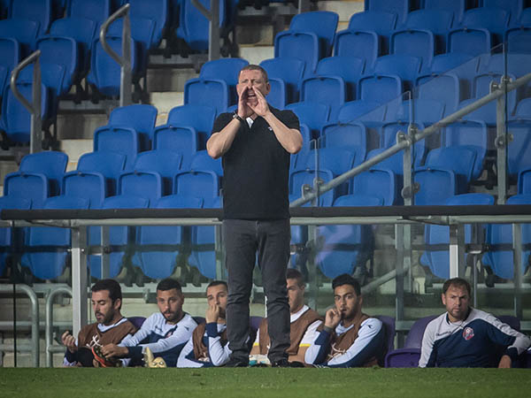 "לניר יש פה ג'וב גם בעונה הבאה". כץ על קלינגר (יוסי שקל)