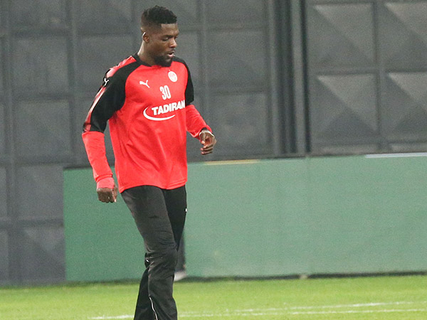 אוגו. חוזר להרכב (דני מרון)