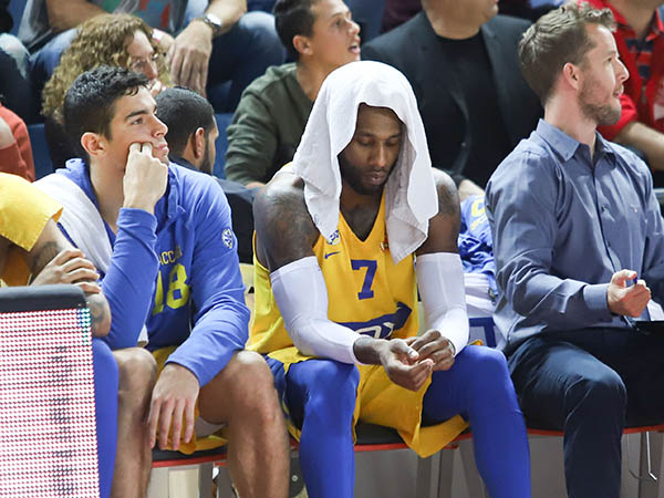 לא מצליחים להתרומם (דני מרון)