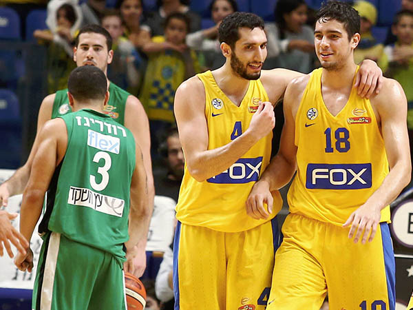 שגב נבחר ל-MVP של המשחק (אלן שיבר)