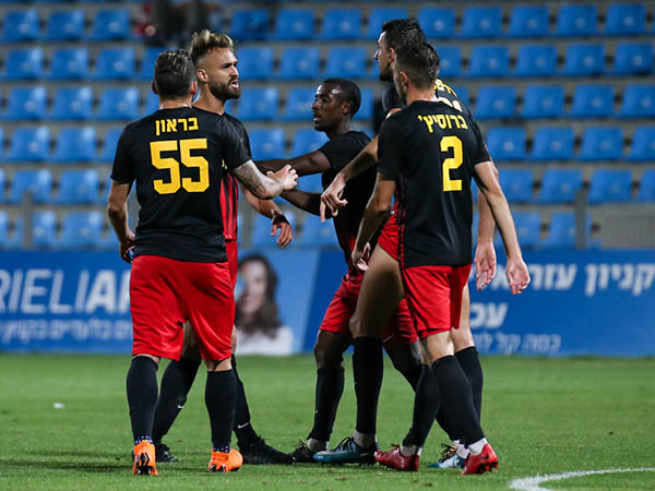 (אנצ'ו גוש - סוכנות ג'יני)