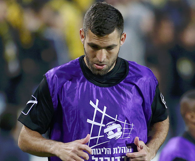 לא יפתח וצפוי לעזוב בקיץ. שכטר (אלן שיבר)