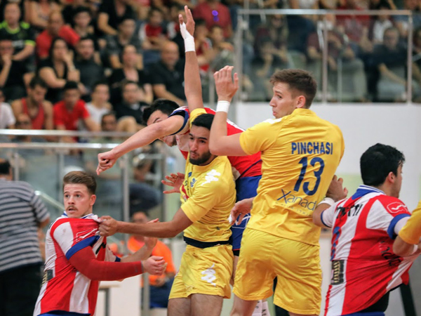 מכבי ת"א תצליח לכפות משחק רביעי? (הדר ואן קולא - איגוד הכדוריד)