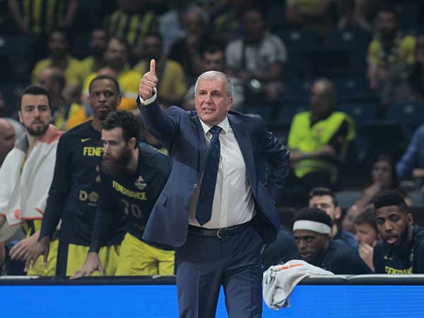 המאסטר גבר על התלמיד לשעבר. (getty)