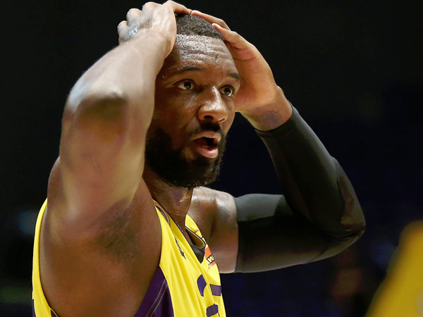 המילטון. עליו צריך לשלם מס מופחת (מנהלת הליגה)