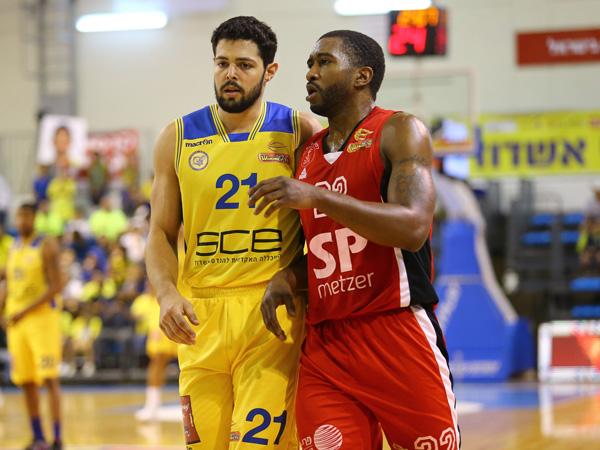 קרב צמוד בקריה (מנהלת)