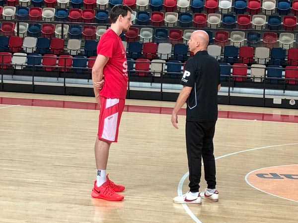 דני פרנקו ומאט הווארד בשקט שלפני הסערה