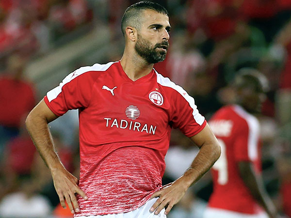 בטוח בעוצמות של הפועל ב"ש. בן בסט (צילום: אלן שיבר)