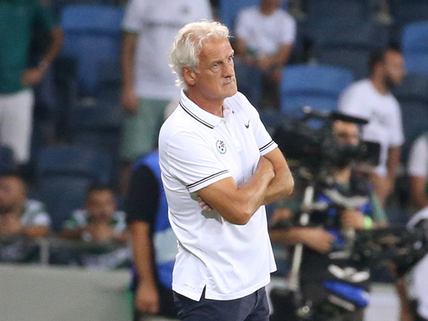 הנעת הכדור הבלתי נגמרת לא מתאימה ברוב המשחקים. רטן (יוסי שקל)