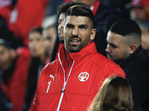 טעה, אך במועדון לא יענישו אותו. הרוש (אלן שיבר)