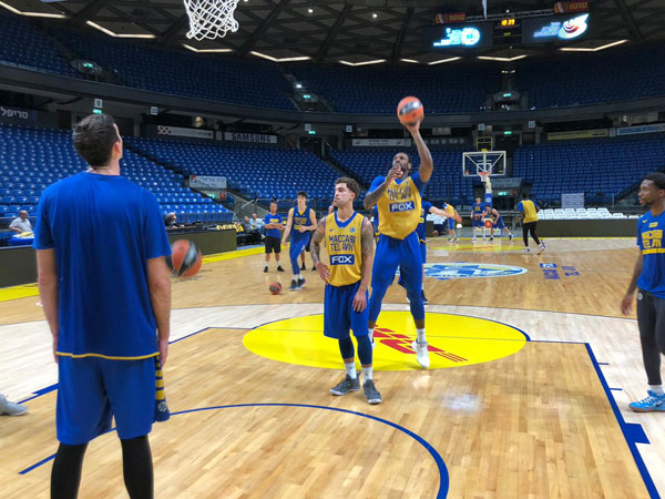 הכנות אחרונות במכבי