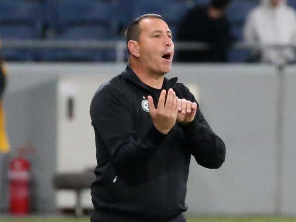 האיש המתאים לחיפה בנקודת הזמן הנוכחית. מרדכי (יוסי שקל)