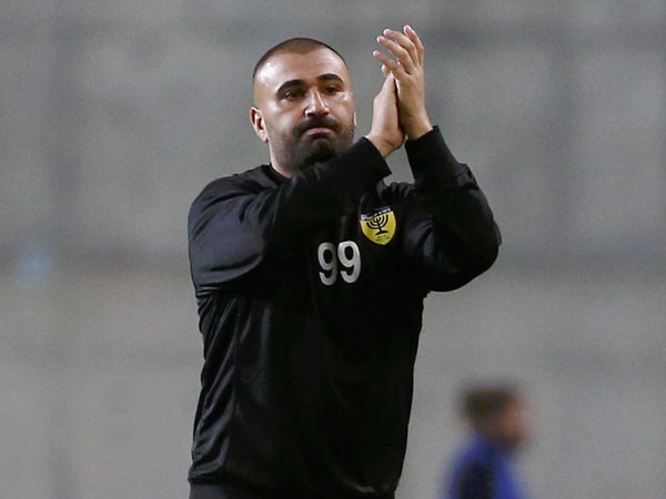 בדרך החוצה. ערן לוי (אלן שיבר)