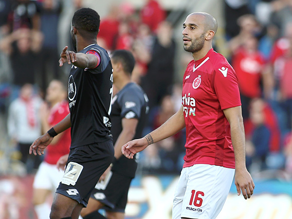 עומר דמארי סיפק פספוס ענק משני מטרים (צילום: אלן שיבר)