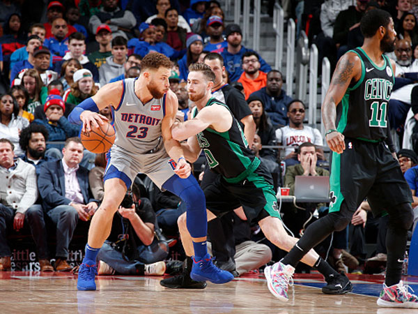 כל אחת והרצף שנעצר לה (צילום: Brian Sevald/NBAE via Getty Images)