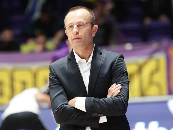 שמיר, רוצה להמשיך בהתקדמות (FIBA)