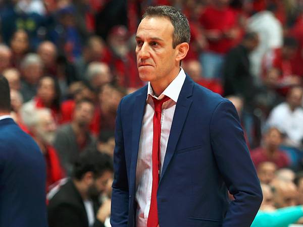 אין לו זמן התאוששות. קטש (אלן שיבר)