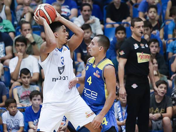 רובינסון. לא יעמוד לרשותו של שיבק (מנהלת הליגה)