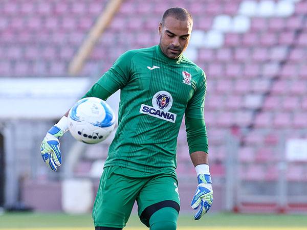 עסקה לא פשוטה. קנדיל (סוכנות ג'יני)