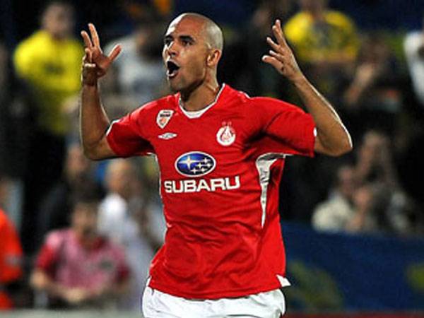 מהזרים הגדולים ששיחקו כאן. דה סילבה (אלן שיבר)