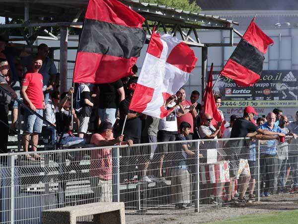 אוהדי חדרה בטירוף (דני מרון)