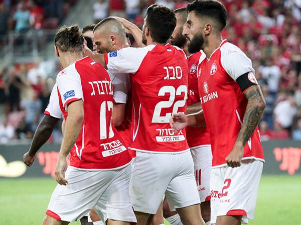 בכר ממתין ליריבה הבאה (צילום: נמרוד גליקמן)