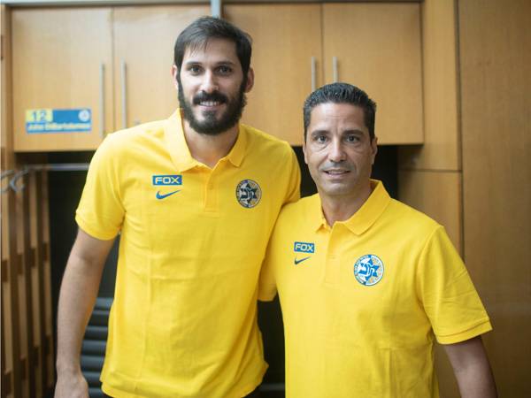 כספי עם ספרופולוס: "החתמנו את הישראלי הטוב ביותר" (האתר הרשמי של מכבי ת"א)