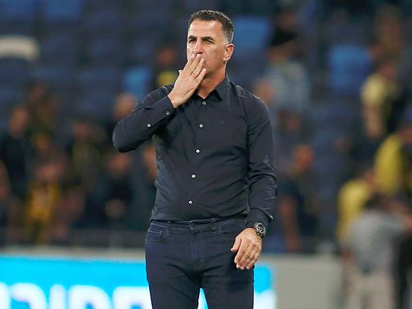 בלבול. "הפך אותנו לקבוצה מנצחת" (אלן שיבר)