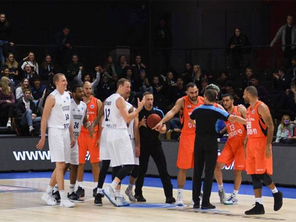 ממשיכים להרשים (פיב"א)