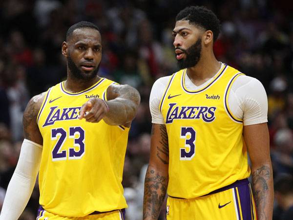 ג'יימס ודייויס, מכוונים לגמר (GETTYIMAGES)