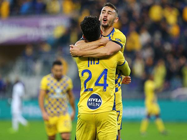 (לירון מולדובן)