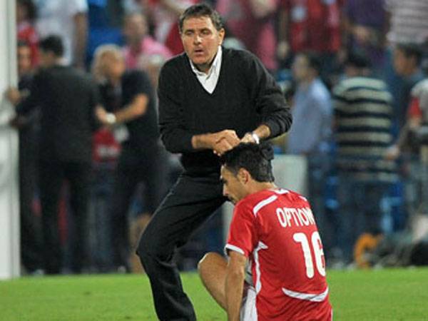 גוטמן מרים את זהבי. "אתה מודל לחיקוי"