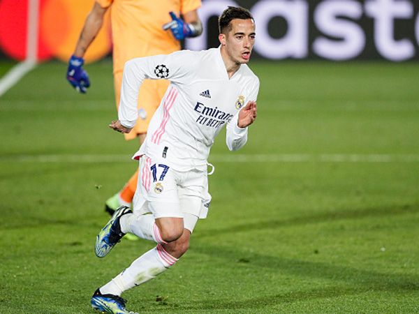 Report: Vasquez in advanced negotiations with Bayern Munich