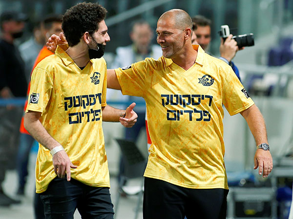 אבי נמני חוזר לבלומפילד (אלן שיבר)