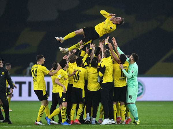 פישצ'ק מונף באוויר (Getty Images)