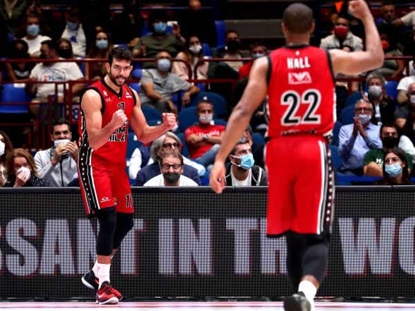 ניצחון גדול לאיטלקים (GETTY)