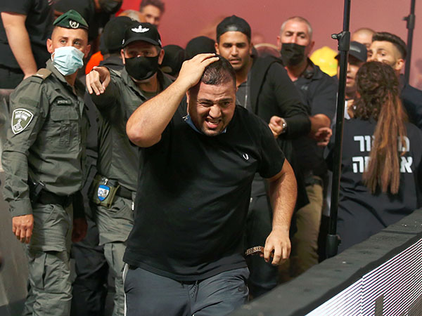 האוהד שנפצע בדרבי. נזק ארוך טווח (אלן שיבר)